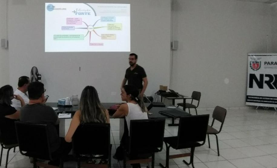 UFPR DE Jandaia do Sul apresenta projetos de extensão no NRE