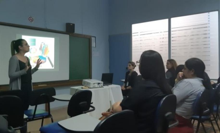 Alunos do 9º. Ano do C.E. Polivalente de Apucarana participam do Projeto Nossa Escolha