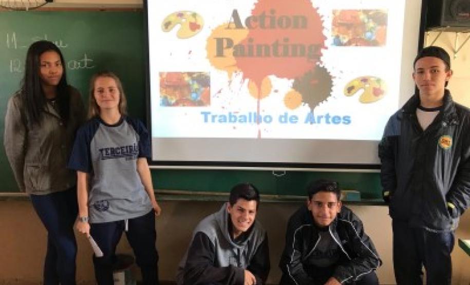 Práticas Pedagógicas diferenciadas da disciplina de Arte são realizadas do CE. Walfredo S. Correia