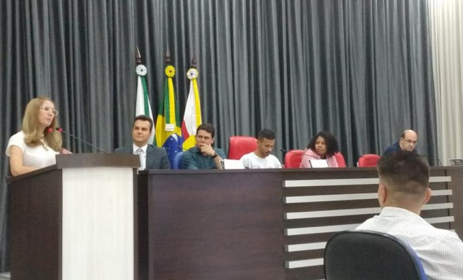 Alunos das Escolas Estaduais participam do Projeto Parlamento Jovem Municipal