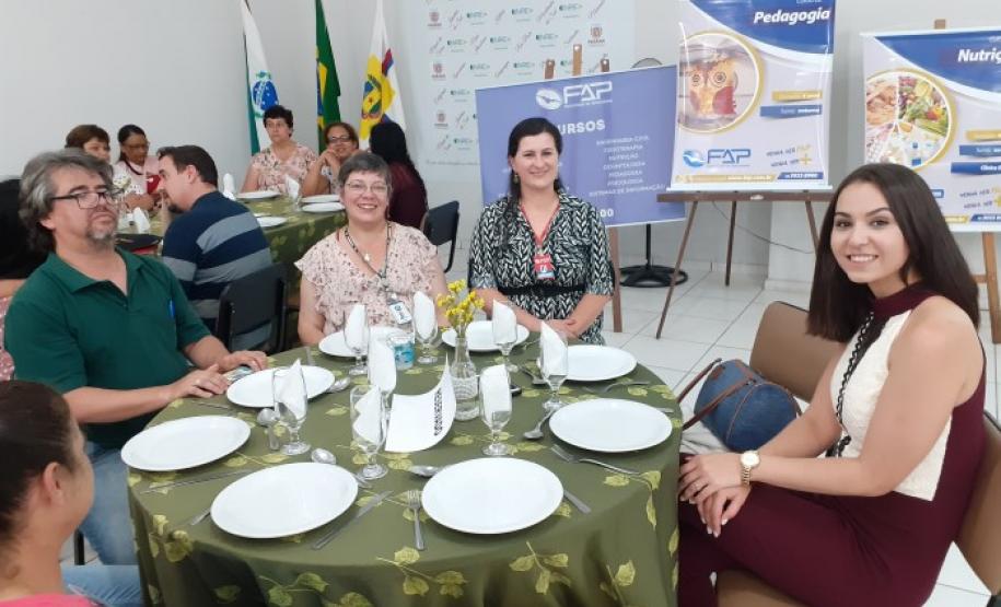NRE de Apucarana realiza última etapa do Curso Boas Práticas na Manipulação de Alimentos