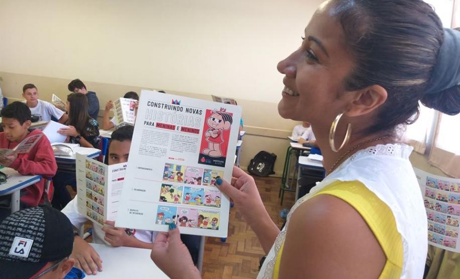 Projeto Empoderar do CE Talita Bresolin de Califórnia realiza a II Marcha pela Mulher